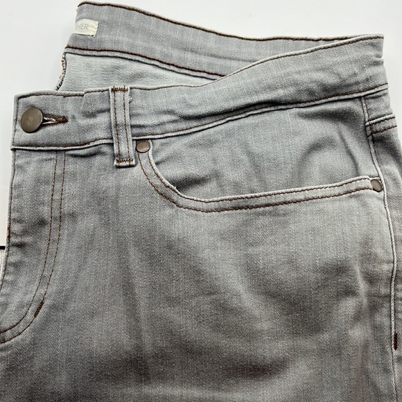 Eileen Fisher Straight High Rise Size 16 - Picture 14 of 16